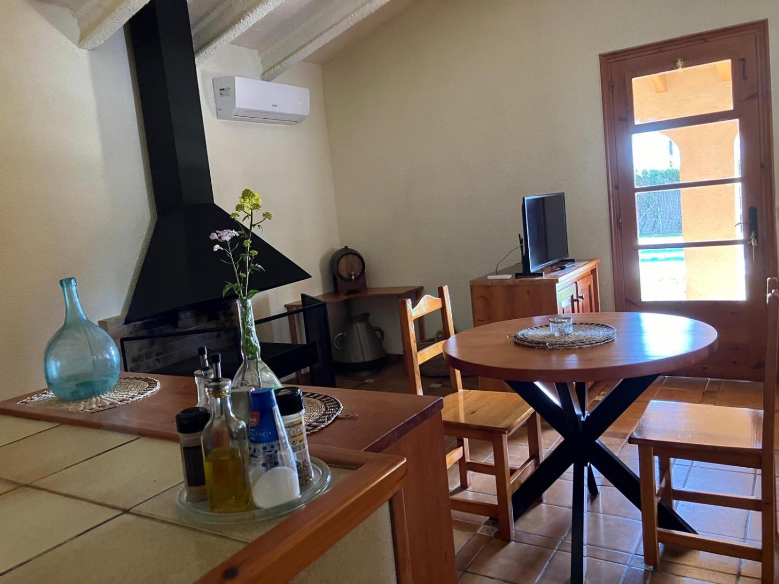 Apartment With Private Pool And Garden San Martín Sarroca Exteriér fotografie